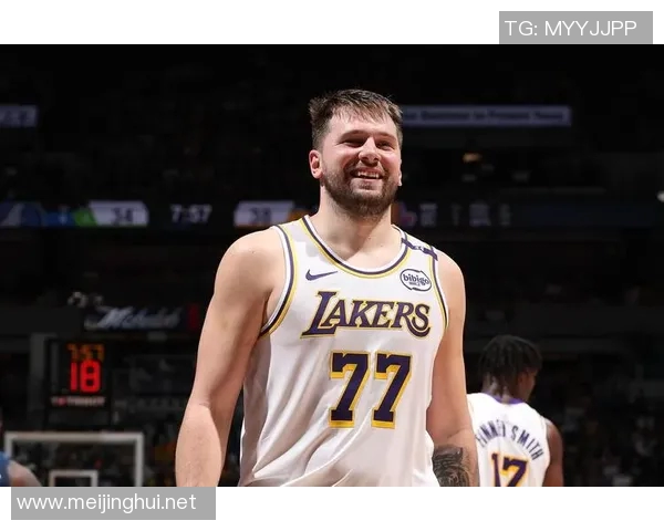 他下场球队反赢20分！东契奇的华丽数据，撑不起湖人的冠军梦